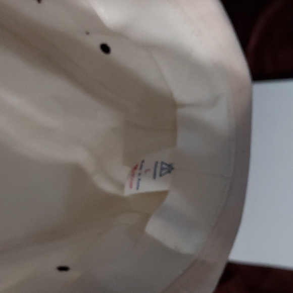 Fedora Hat Size Large Ivory with a Brown&Ivory Band w/brown cord.No Stains. - Picture 9 of 12